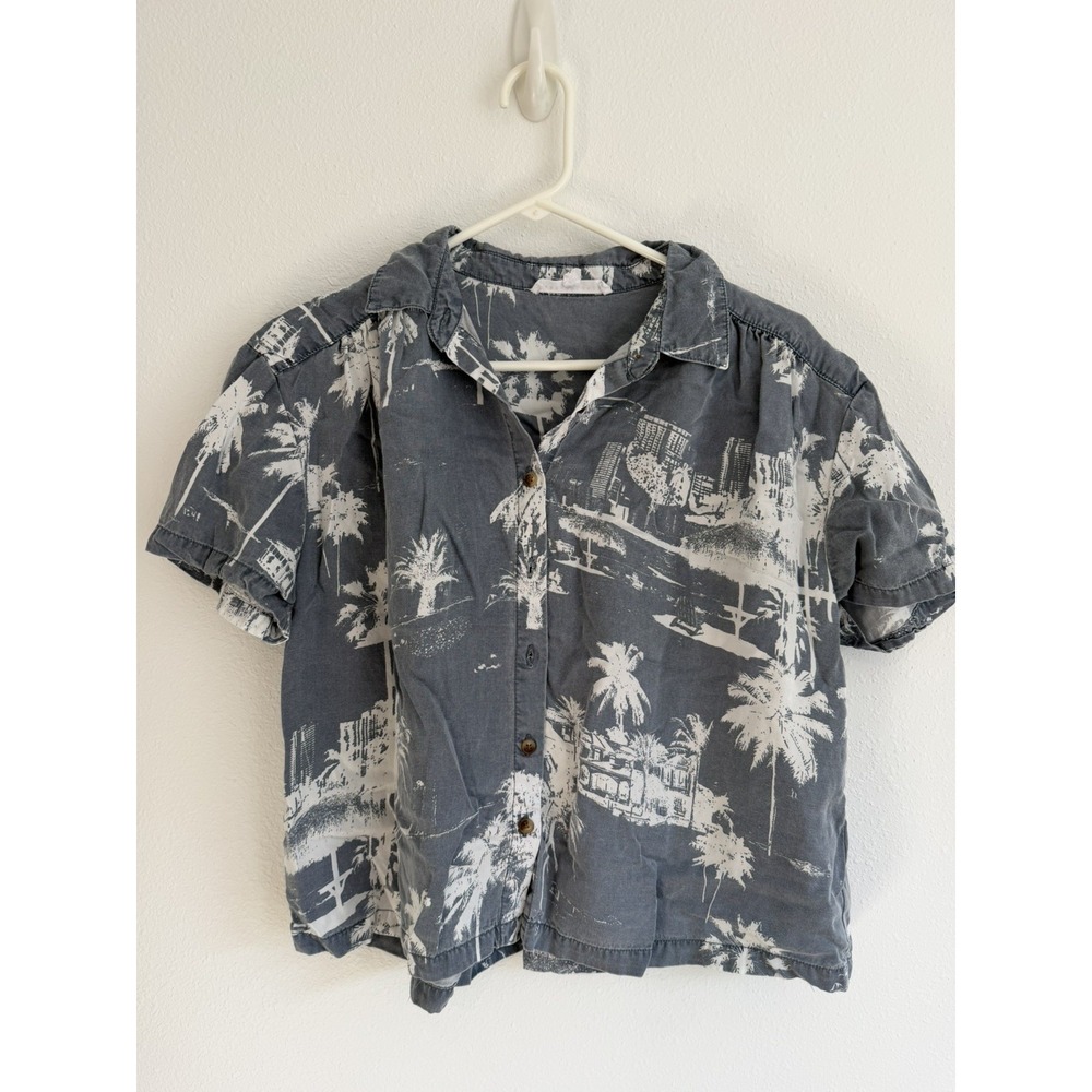 Tropical Beachy Cropped Short Sleeve Shirt Blue/White Pattern SZ S